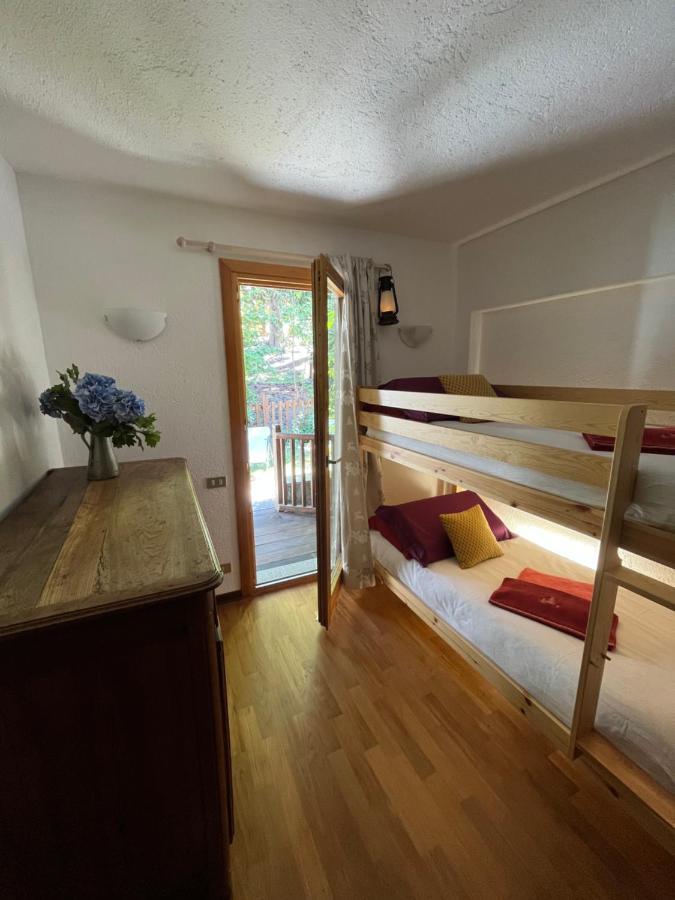 Chalet Blanc "Le Flocon" Курмайор Екстериор снимка