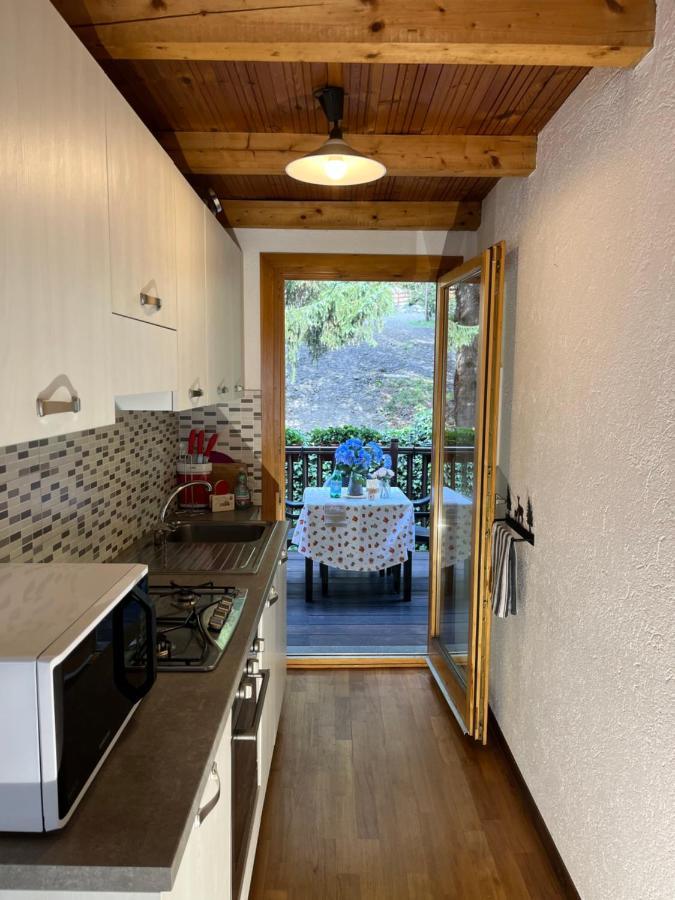Chalet Blanc "Le Flocon" Курмайор Екстериор снимка